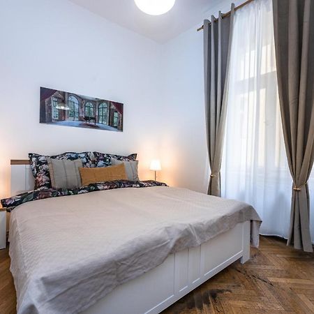 براغ Tynska Ulicka Apartment المظهر الخارجي الصورة