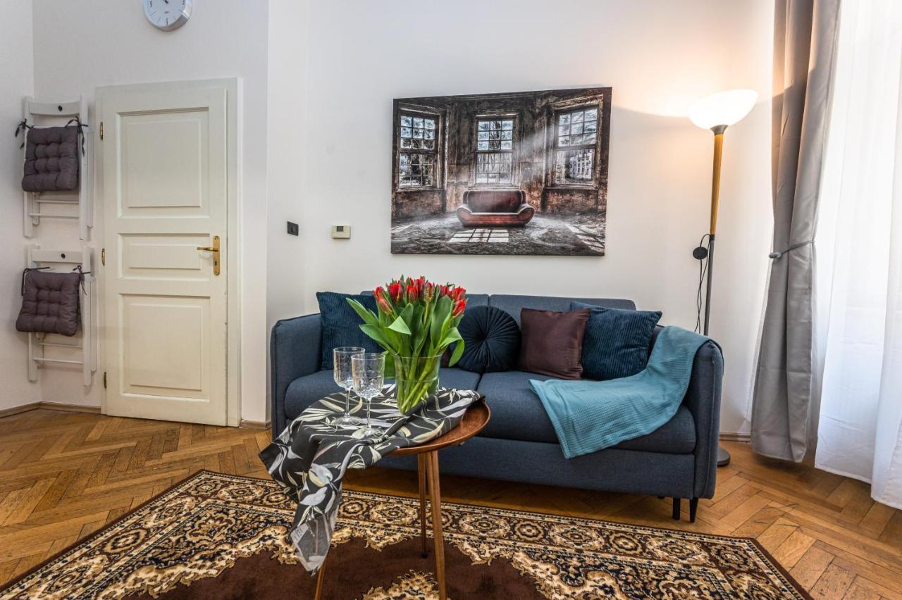 براغ Tynska Ulicka Apartment المظهر الخارجي الصورة